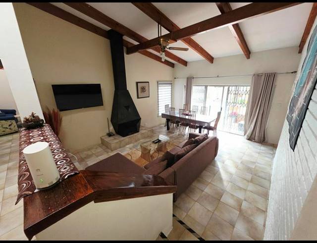 5 BEDROOM PROPERTY TO RENT IN RIVONIA